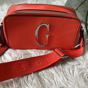 GUESS Small Crossbody bag